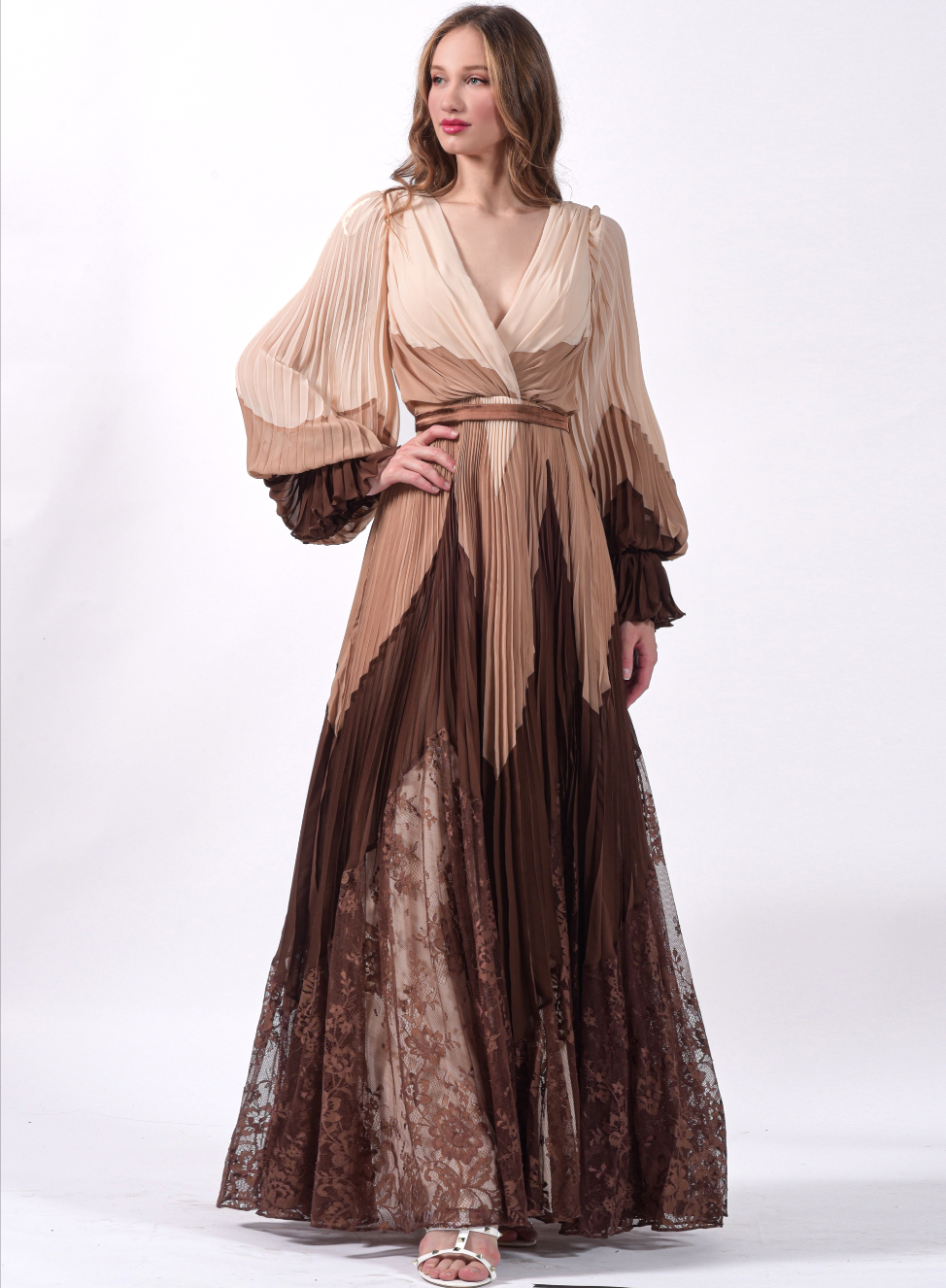 Robe longue plissée tricolore - Référence : B3429
