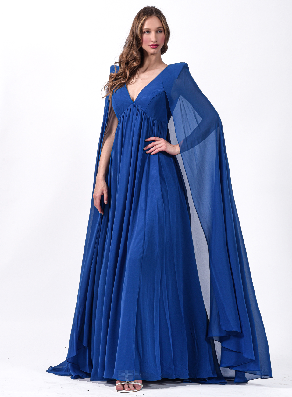Robe longue cape sans manche style empire - Référence : B3419